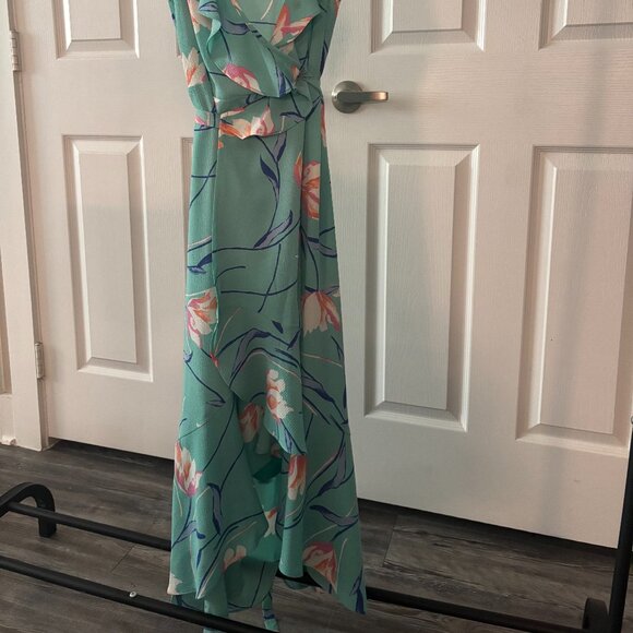 Floral Wrap Donna Morgan Sun Dress Size 6 - Picture 3 of 4